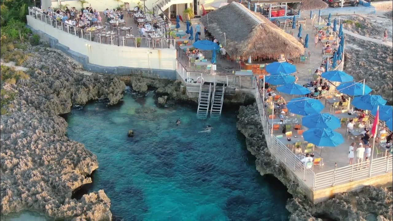 The Cracked Conch Grand Cayman New Years 2023 YouTube