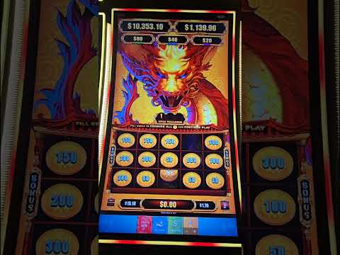 Ένα νικητήρio μονστρό στο παιχνίδι του καζινού online! Παίξτε τώρα και κερδίστε!