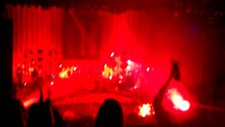Paramore - Let The Flames Begin + Outro (Boston)