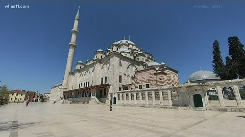 Muslims adjust Ramadan amid COVID-19 pandemic