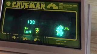 Retro play: Grandstand Tomy Caveman - stupid pterodactyls! screenshot 4