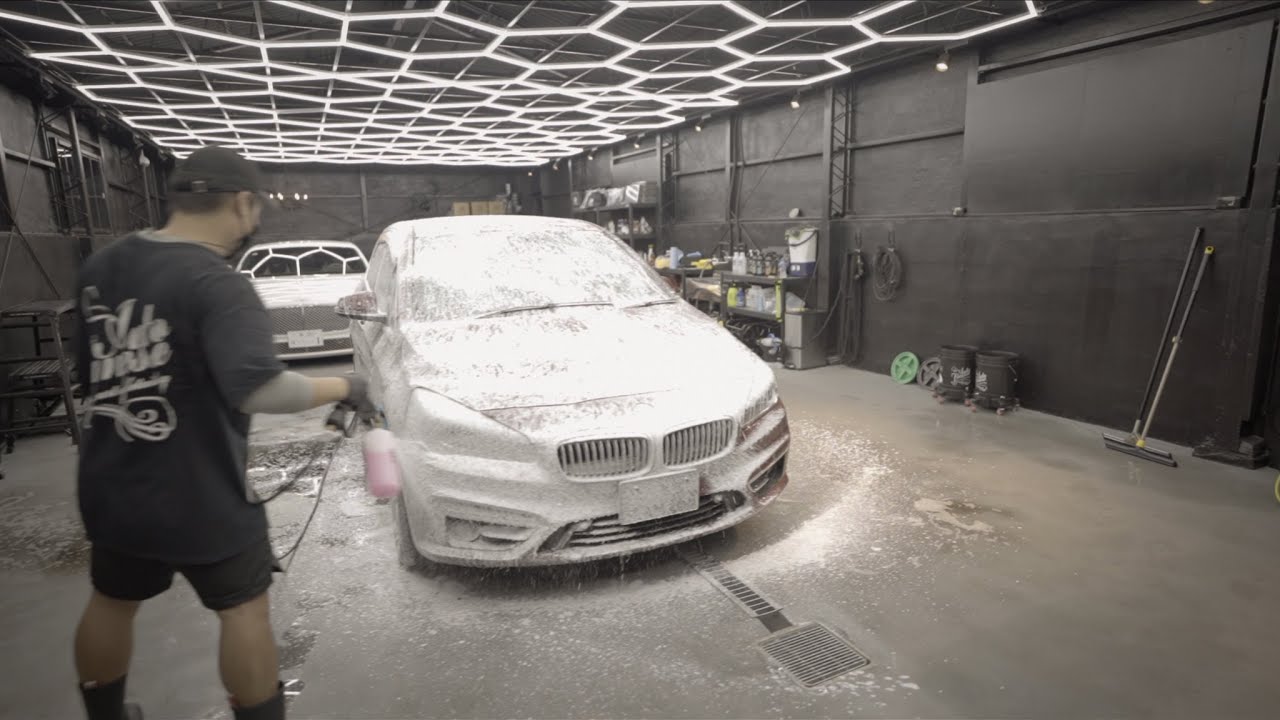 ⁣[洗車] BMW 2series Aqua Wash 〜BMW２シリーズのアクアウォッシュ〜