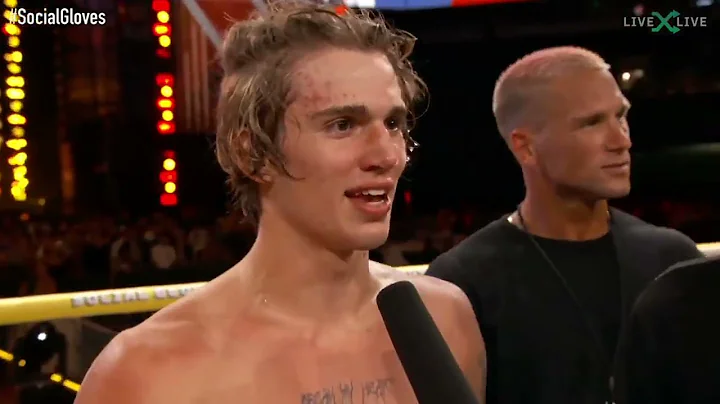 FULL FIGHT: Vinnie Hacker vs Deji at Social Gloves