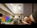 See Inside New York City's Most Expensive Hotel | Secret Lives Of The Super Rich