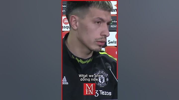 Lisandro Martinez thinks Man United can challenge for the 'title' next season! #manutd #shorts