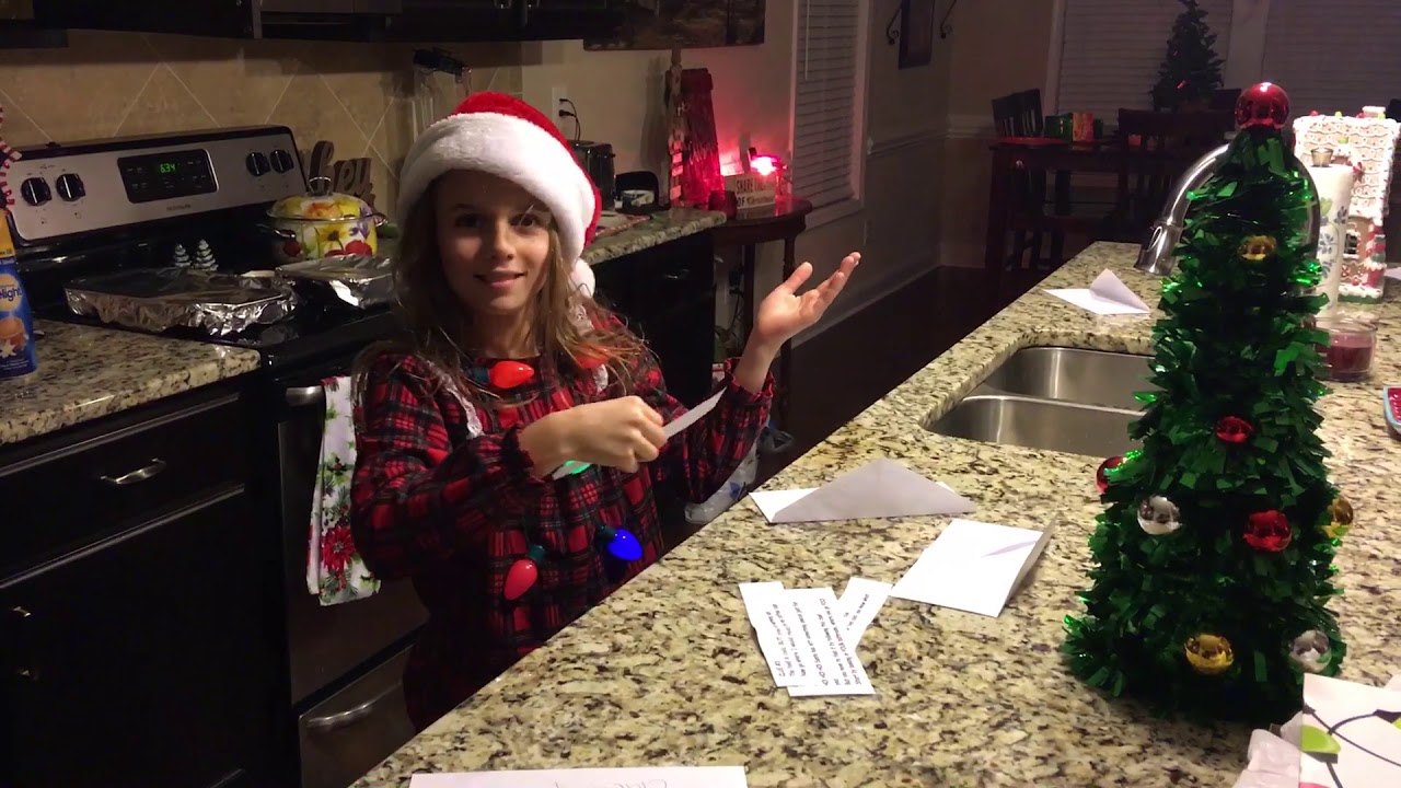 Madi’s iPhone Christmas surprise - YouTube