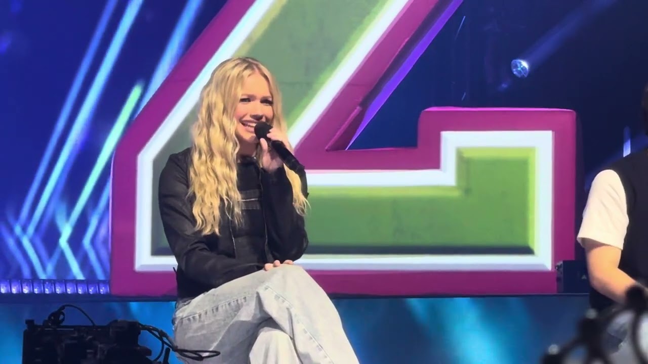 Descendants/Zombies Worlds Collide Tour Freya Skye Q & A