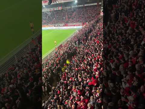 EISEEEERN UNIOOOOON! 🔊🔊🔊 #fcunion #bundesliga #fcufcb