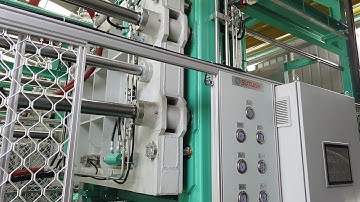 EPS blocks is producing by EPS shape moulding machine