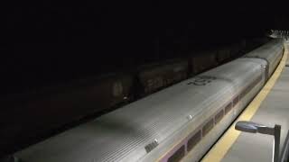 10/22/22CSX 11R approaches Wachusett train station and the MBTA PASSENGER TRAIN.BIG TRAIN!