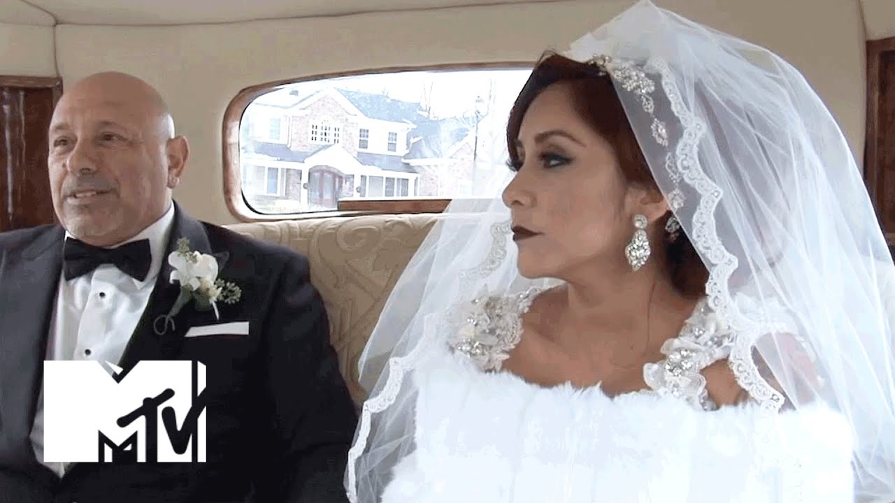 See Snooki's Official Wedding Photos: The Dress, Bridesmaids Nicole &a...