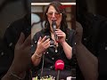 أمينة فاخت: أنا فنانة فريدة من نوعي.. وهذا علاش