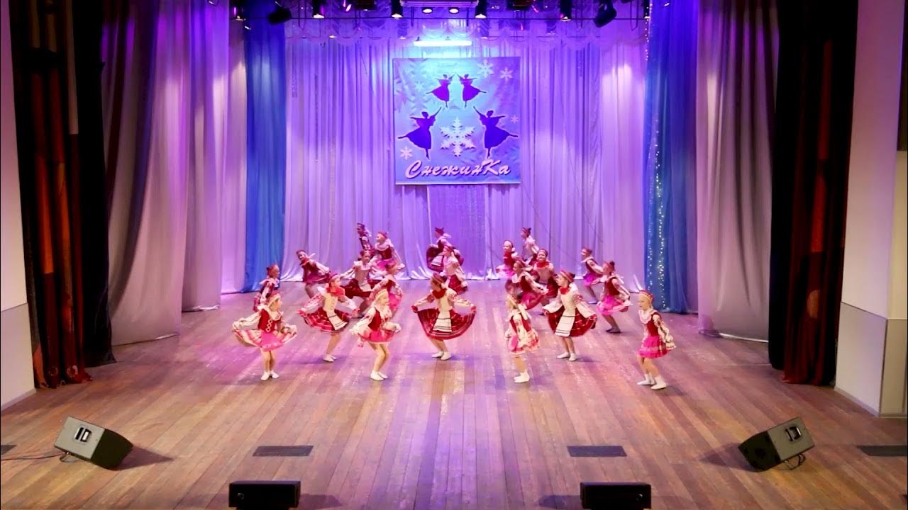 султанчики для танца снежинок. детские танцы на новый год снежинки. ансамбль снежинок. лапландия мурманская область ансамбль снежинка. ансамбль снежинок.