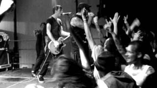 Roger Miret &amp; The Disasters - Ramones+ Gotta Go