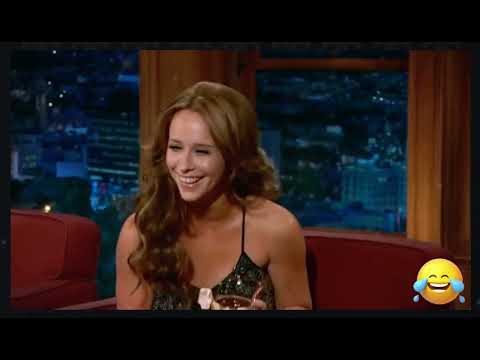 Craig Ferguson Flirting With Jennifer Love Hewitt | Oh my God I'm holding a snake 😱