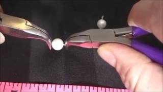Basic Skills Jewelry Tutorial - Make a Simple Wire Loop -Beadunion