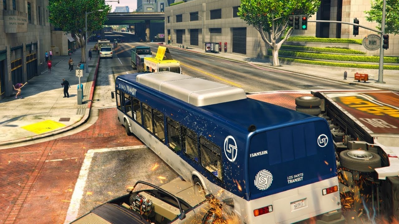 GTA V Gameplay | Franklin Crazy Bus Chase Through City Escaping the Police 🚓🚌