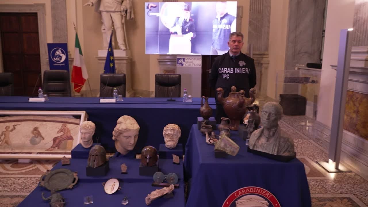 Italy shows off $20 million in stolen antiquities