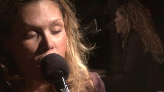 Beth Hart - One Eyed Chicken (37 Days - Live)