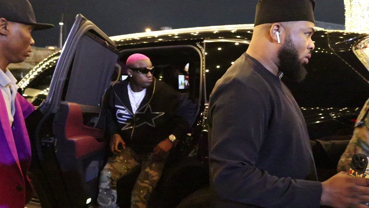 TIGHT SECURITY! SEE HOW RUGER WAS RECEIVED LIKE A KING AT EMBASSY CLUB