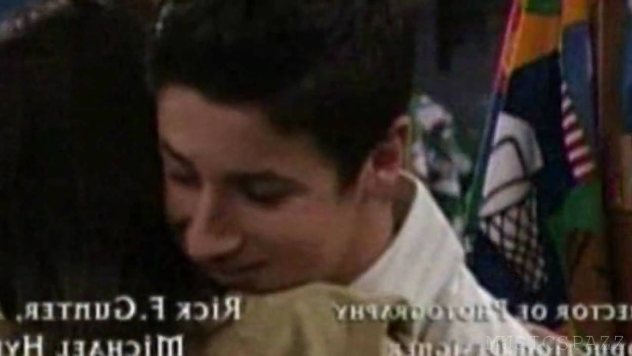 A Walk To Remember Trailer; Demi Lovato/ David Henrie Style