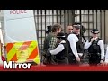 Man held by police after Buckingham Palace arrest