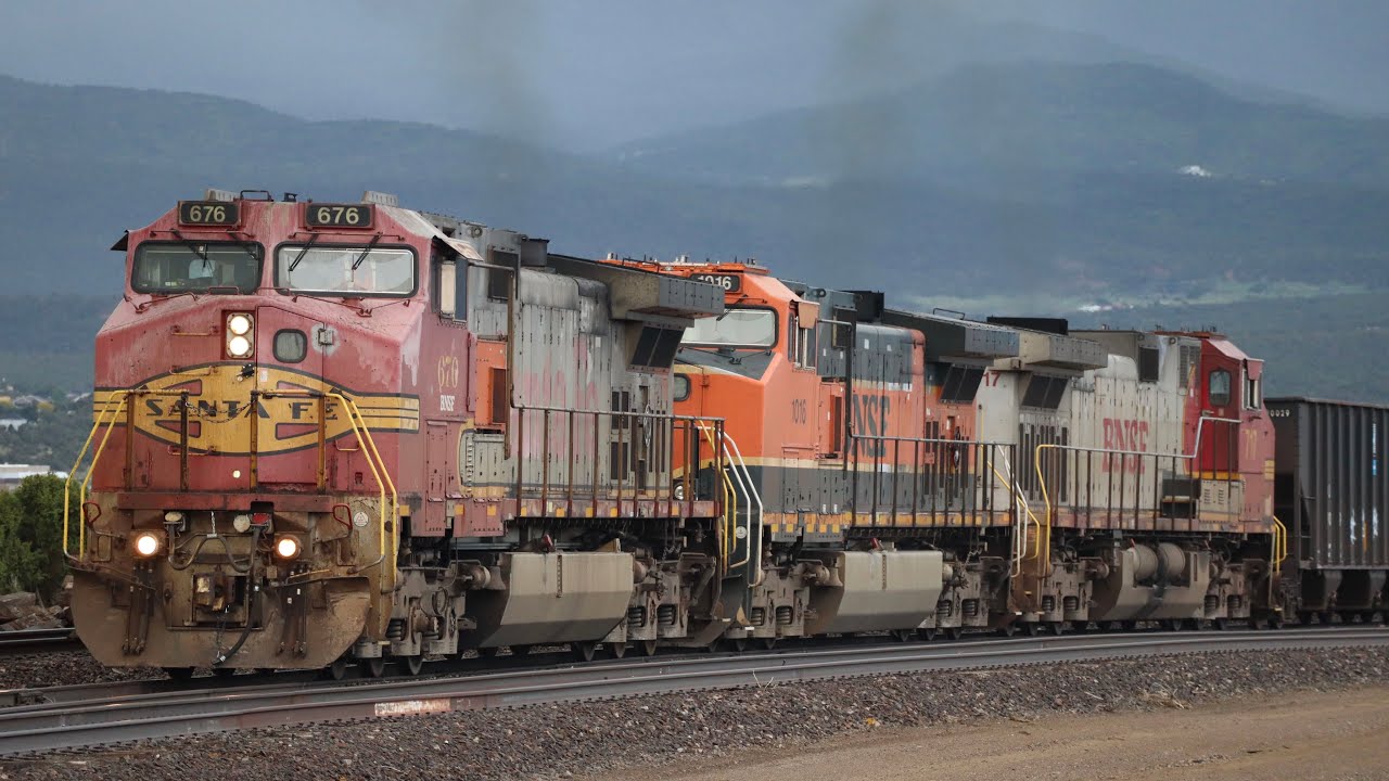 Santa Fe Warbonnet (