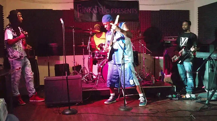Kevin Goins and The Band - Space Cadets - I Love W...
