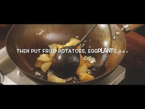 地三鲜tasty trinity：fried potato，bell pepper，and eggplant