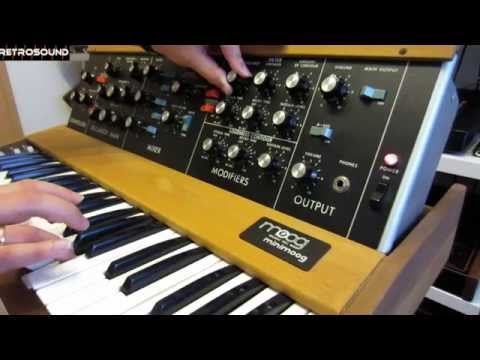 Moog Minimoog Model D Analog Synthesizer sound design tutorial - vocal sounds