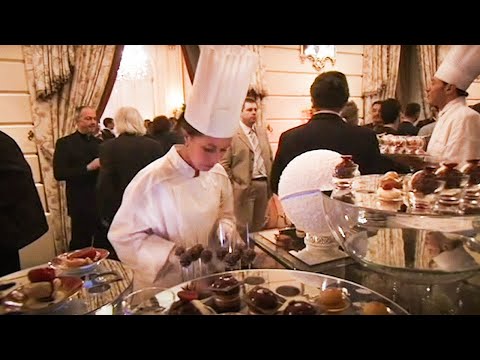 Cesar Ritz: from Waiter to Emperor of the Most Famous Hotel in the World