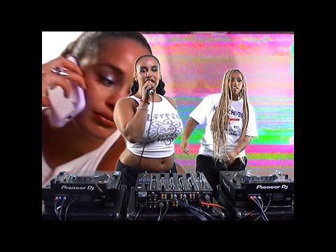 Jorja Smith x Nia Archives - &#039;Little Things&#039; Remix