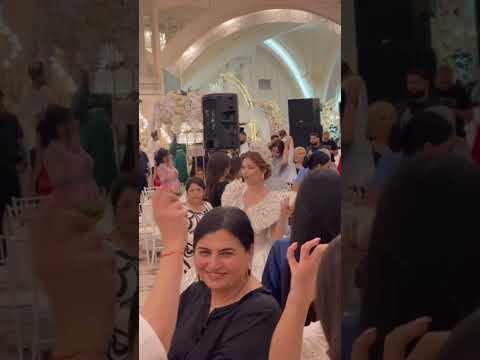 Роскошная свадьба у цыган #wedding #gypsy #цыгани #цыганскиесвадьбы #цыганскиедевушки