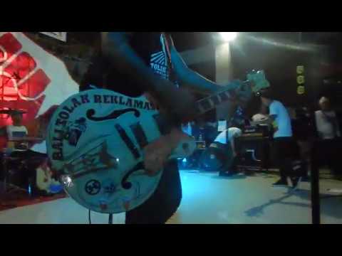 Superman Is Dead - Kita Luka Hari Ini Mereka Luka Selamanya - Konser Mini Tolak Reklamasi
