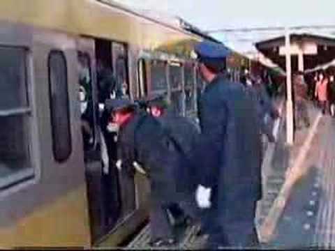 Bild från Fullproppad tunnelbana