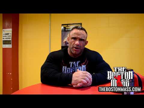 Is diet soda OK for bodybuilding? Do bodybuilders consume energy drinks and diet beverages?