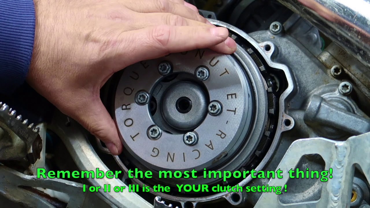 TORQUE-DONUT ET-RACING