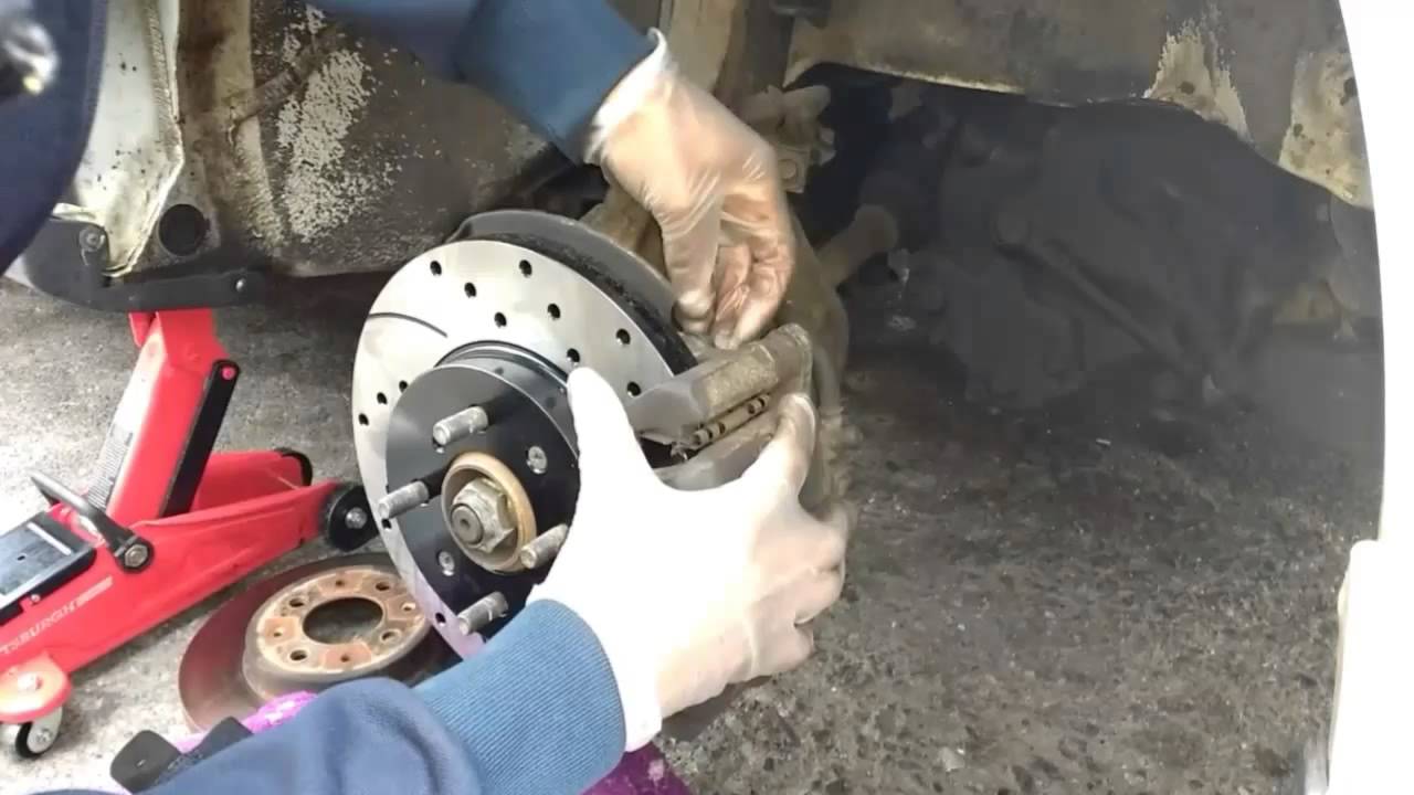 More Mods!!!Drill and slotted rotors install on the 95 integra YouTube