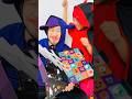Opening a box of Halloween candy ハロウィンのお菓子の箱を開けると #funny #shorts