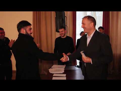 მარნეულში ბინა 22 დევნილ ოჯახს გადაეცა