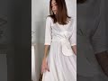 Белое платье с поясом-баской 77-394-676
