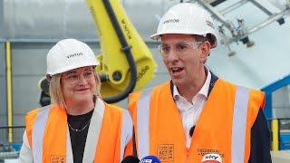 Treasurer weighs in on Chris Minns calling out the Albanese government