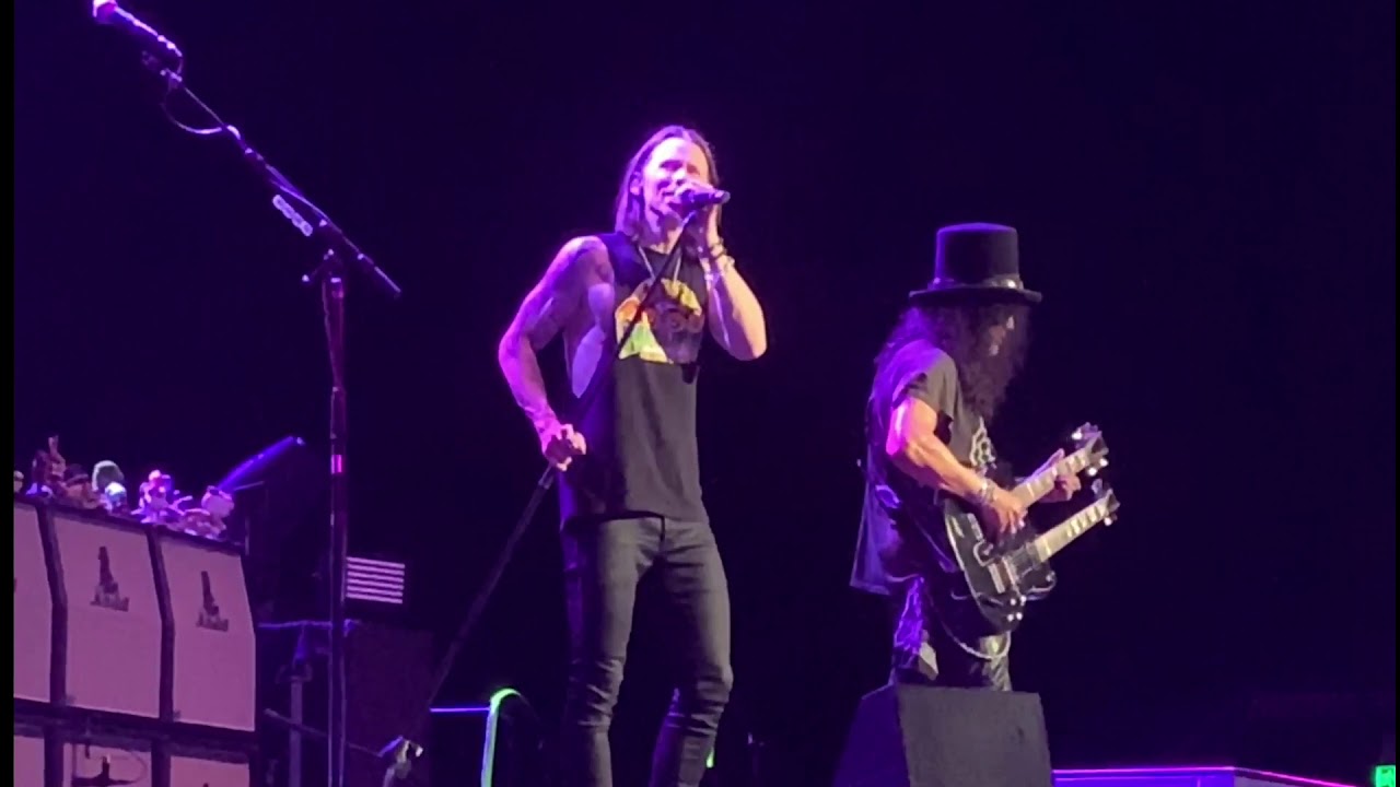 The One You Loved is Gone Slash feat Myles Kennedy and the Conspirators