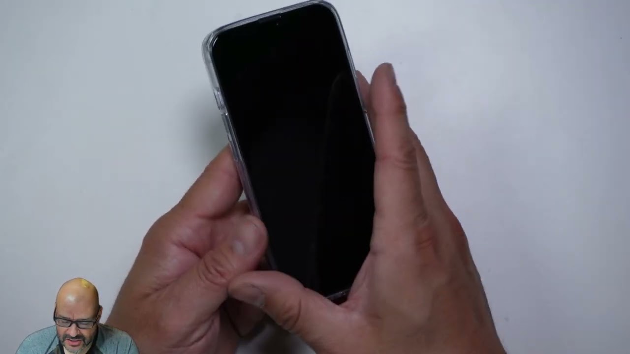 TORRAS MoonClimber Case for iPhone 13