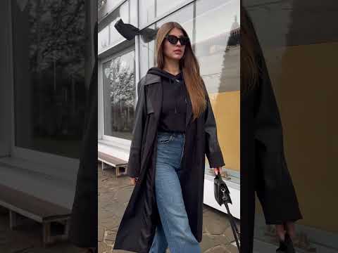 Тренч женский демисезонный двубортный длинный с вставками из эко-кожи, видео 1