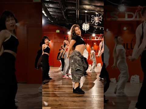 Full dance class