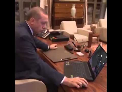 Recep Tayyip Erdoğan CS oynuyor