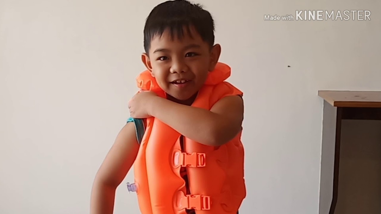How to put on a life jacket! 😎 YouTube