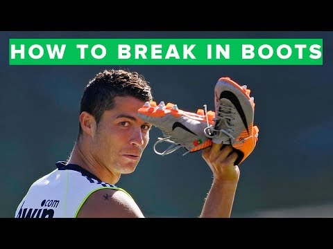 HOW TO BREAK IN FOOTBALL BOOTS LIKE A PRO