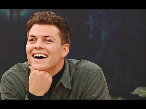 Alex Høgh Andersen — Alex Høgh Andersen as Ivar the Boneless in